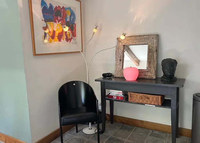 Apple Tree Cottage - Charming Home At Beautiful Canal In Our Idyllic Garden